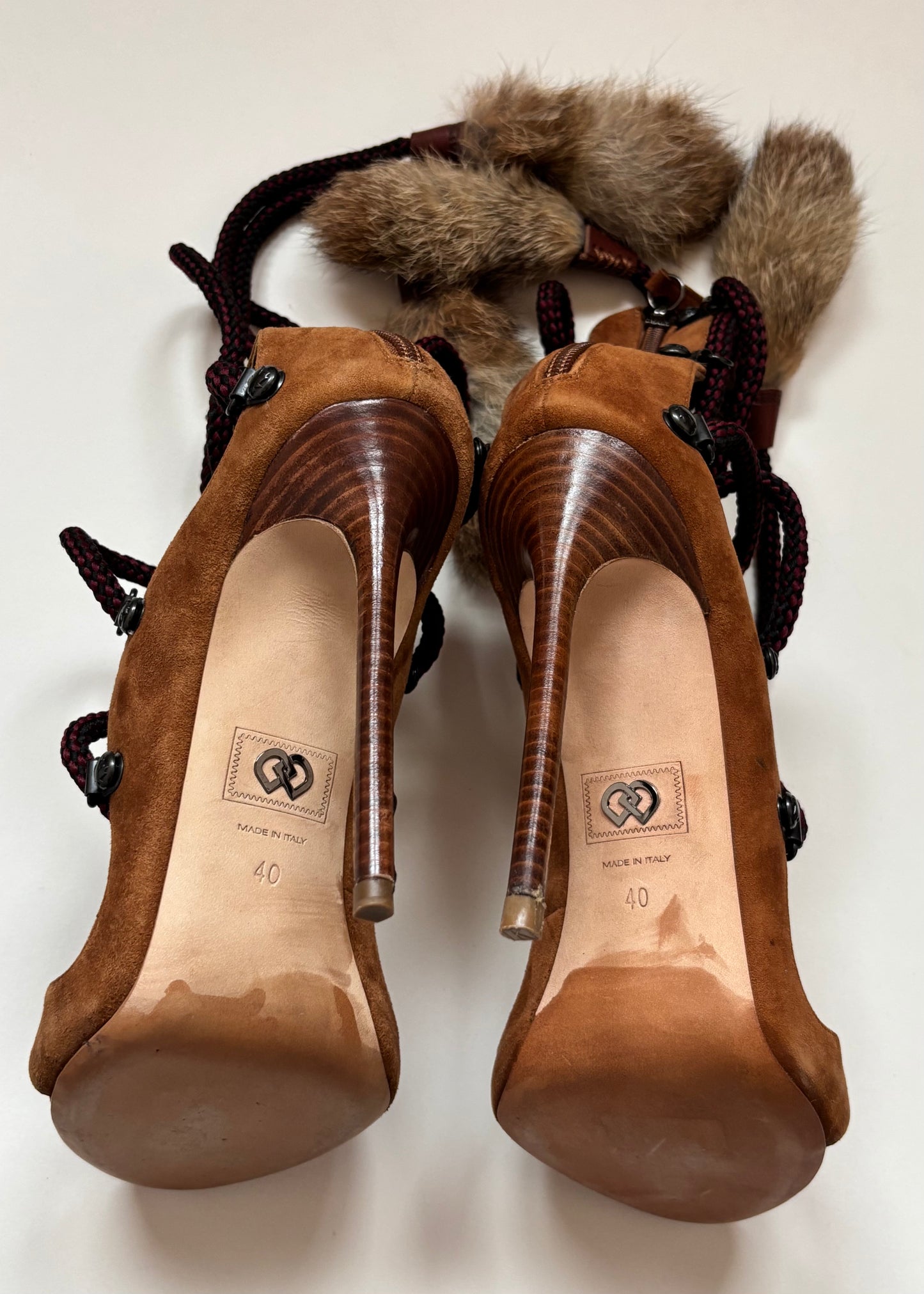 Dsquared2 Fall/Winter 2017 Riri Suede W/ Fur Tassel Sandals