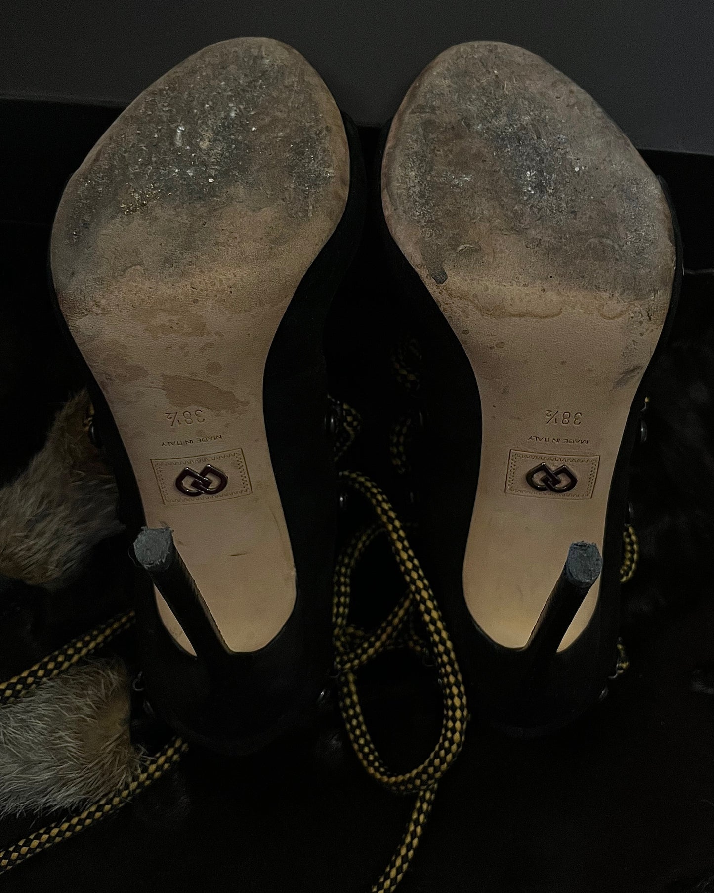 Dsquared2 Fall/Winter 2017 Riri Suede W/ Fur Tassel Sandals